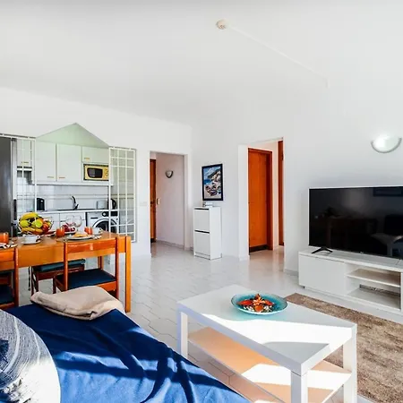 Cozy With Indoor Pool Albufeira